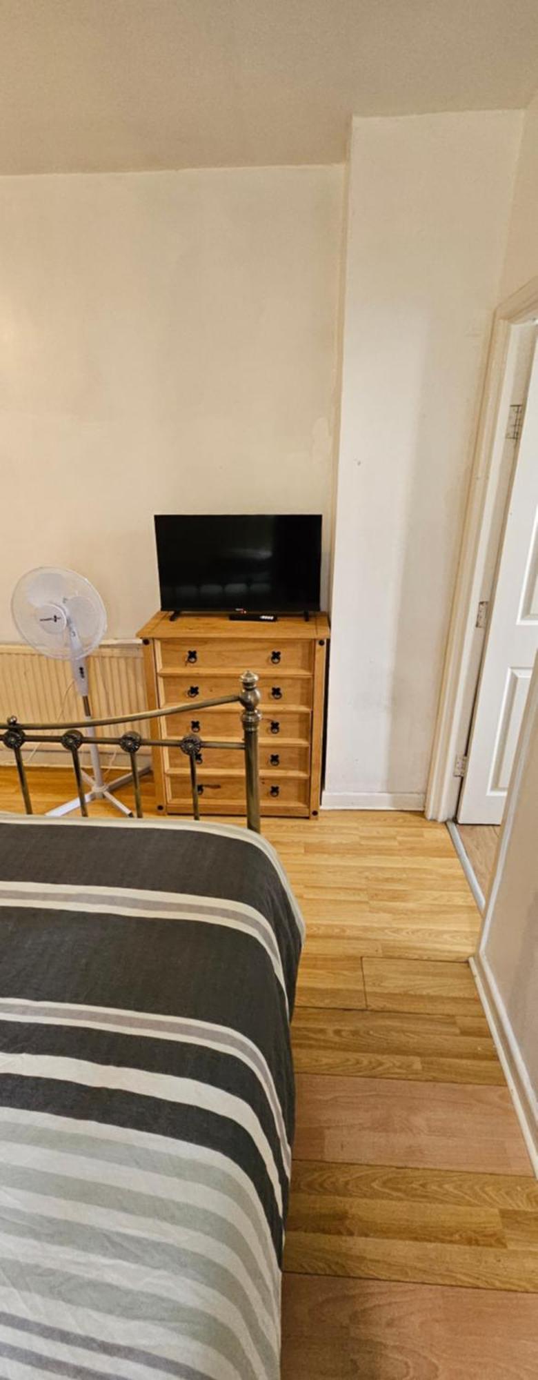 No Frills & Nothing Fancy 1 Bed Studio City Centre Cardiff Ngoại thất bức ảnh